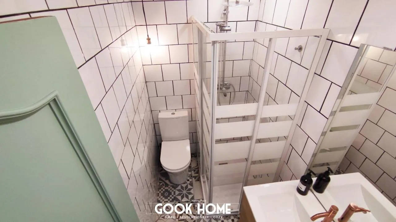 Gook Home Beach مالقة شقة