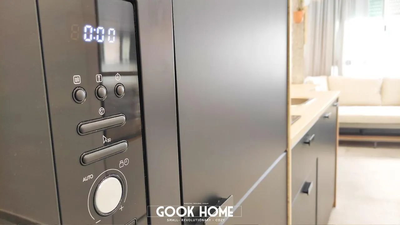 Gook Home Beach مالقة