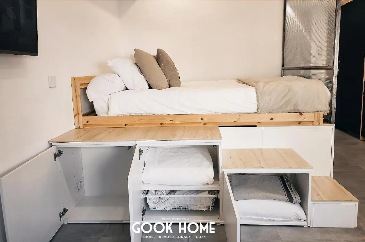 Gook Home Beach مالقة إسبانيا